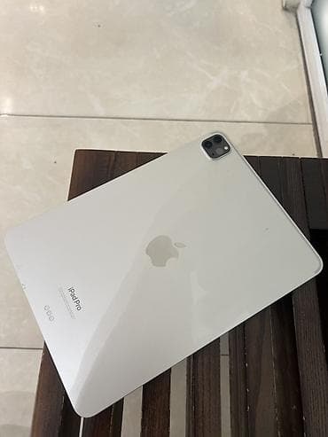 Планшет, Apple, память 256 ГБ, 10" - 11", Wi-Fi, Классический цвет - Серебристый — 1