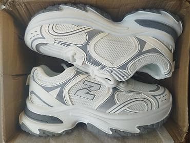 foot patch: 42-размер. Толстая подошва которая увеличивает рост при ношении на 3-5 — 1