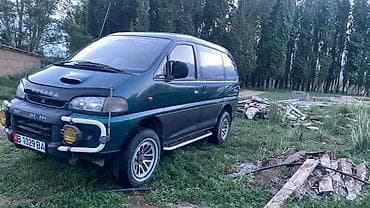 crown краун: Mitsubishi Space Gear: 1994 г., 2.8 л, Автомат, Дизель, Минивэн — 5