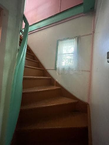 аренда комнаты бишкек: Продам дом в поселке каджисай. Дом финский, 2 этажа. В доме — 10