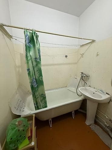 105: 4 комнаты, 80 м², Ак-Эмир рынок 105 серия, 1 этаж, Старый ремонт — 5