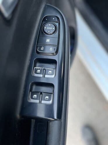 продаю или меняю на недвижимость: Kia Rio: 2018 г., 1.4 л, Автомат, Бензиновая, Седан — 5