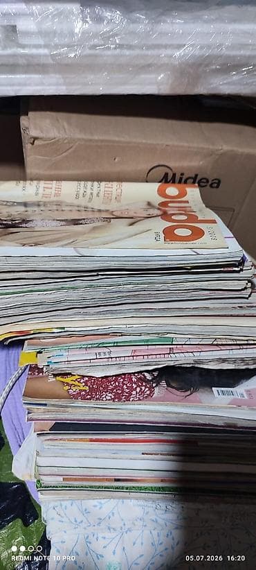 Журналы: Продаю подборку журналов Burda (Burda Moden). По 200 сом. - Большая — 1