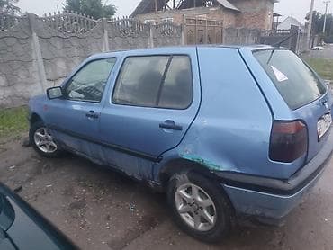 Продажа авто: Volkswagen Golf: 1992 г., 1.8 л, Механика, Бензин, Хэтчбэк — 9