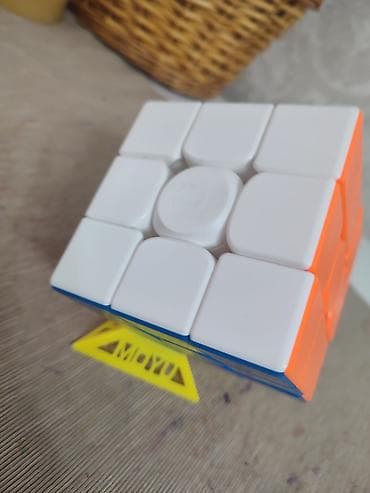 third edition solution: Скоростной кубик Рубика 3×3 MoYu - Бренд: MoYu (подставка с логотипом — 1
