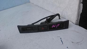 коробка на марк 2: Часы в центральную консоль Toyota Mark II (JZX110/Mark 2 110) - Блок — 1