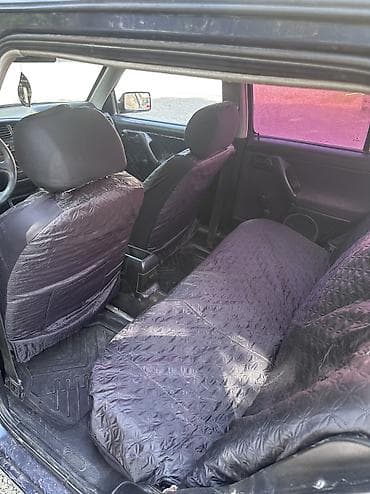 фольксваген фасад: Volkswagen Vento: 1993 г., 1.8 л, Механика, Бензин, Седан — 8