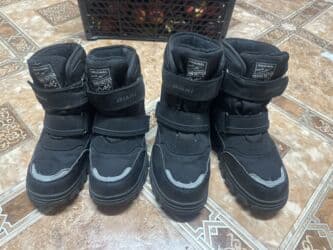 ходунки бишкек дордой: 2шт зимние ботинки для мальчикам Производство Турция 🇹🇷 Состояние и — 1