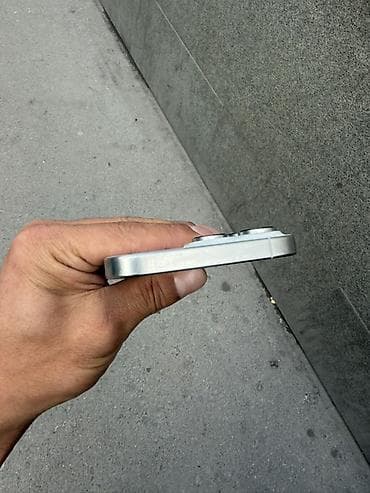 айфан 8: IPhone 16 Pro Max, Б/у, 256 ГБ, Серебристый, 90 % — 2