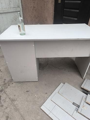 цветы бу: Комплект офисной мебели, Б/у, Стул, ДСП, Самовывоз, цвет - Серый — 1