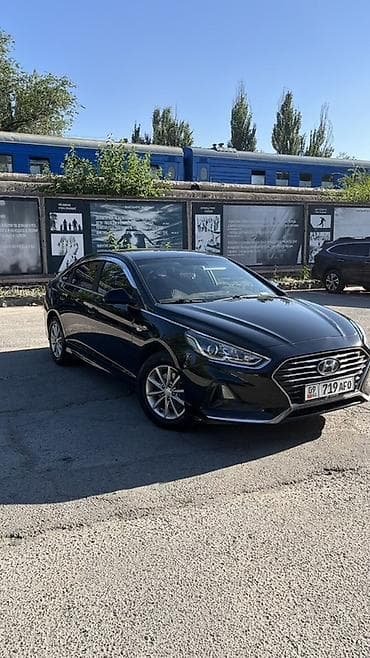 Транспорт: Hyundai Sonata: 2019 г., 2 л, Автомат, Газ, Седан — 4