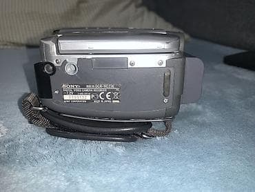 камеры со звуком: Видеокамера Sony DCR-HC23E Handycam с оптикой Carl Zeiss Vario-Tessar — 8