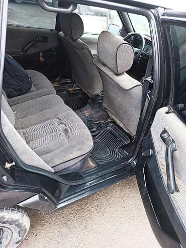 фв 6: Volkswagen Passat: 1988 г., 1.8 л, Механика, Бензин, Универсал — 7