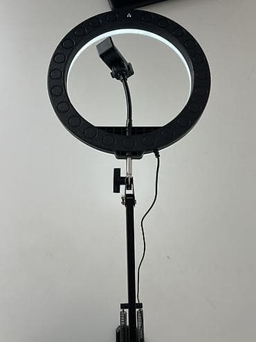 свет: Штатив асмр Кольцевая LED‑лампа с кронштейном на пружинном рычаге и — 3