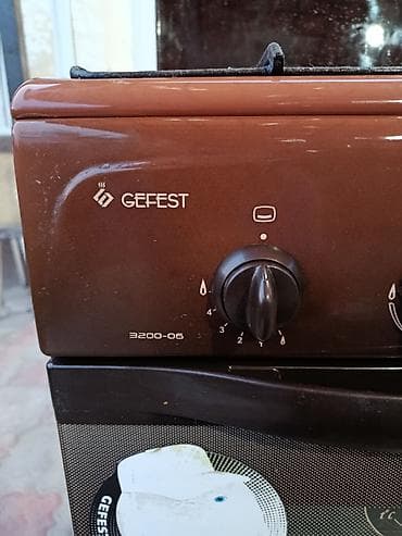 Кафелер, ресторандар үчүн: Продается Газовая плита GEFEST 3200-06, коричневая. Состояние — 2