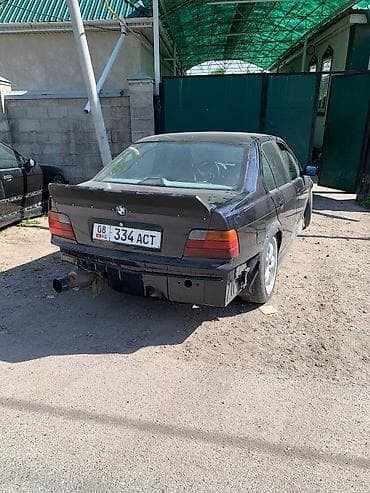 е34 e34: BMW 3 series: 1994 г., 2 л, Механика, Бензин, Седан — 2