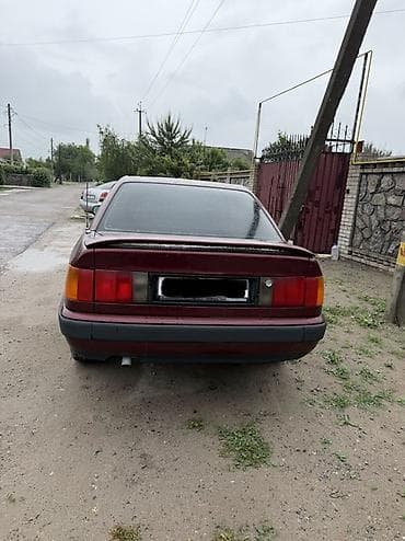 Audi: Audi 100: 1993 г., 2 л, Механика, Бензин, Седан — 4