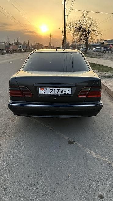 вариянтка машина: Mercedes-Benz E-Class: 2001 г., 2.7 л, Ручные, Дизель, Седан — 6