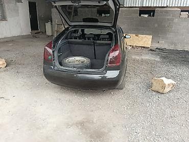 audi a8: Nissan Primera: 2004 г., Хэтчбэк — 2