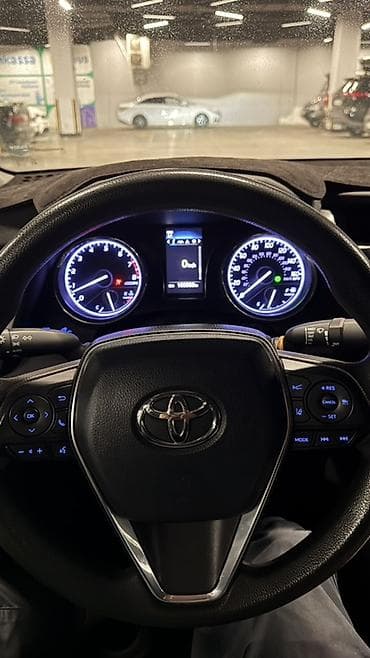 camry 2010: Toyota Camry: 2019 г., Автомат, Бензин, Седан — 2