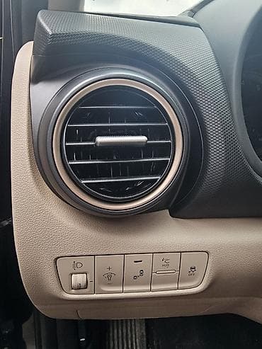 хюндай кона 2018: Hyundai Kona: 2018 г., 1.6 л, Автомат, Бензин, Кроссовер — 3