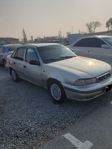 Daewoo Nexia: 2005 г., 1.5 л, Механика, Бензин, Седан at lalafo.kg Daewoo Nexia: 2005 г., 1.5 л, Механика, Бензин, Седан