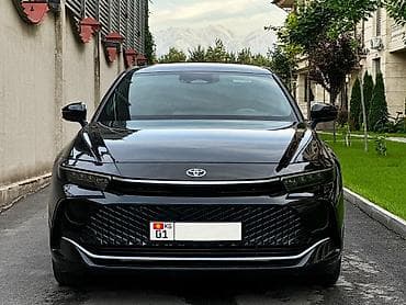 Toyota Crown: 2023 г., 2.5 л, Вариатор, Гибрид, Кроссовер