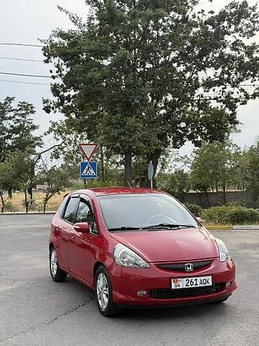 Honda Jazz: 2008 г., 1.4 л, Автомат, Бензин, Хэтчбэк