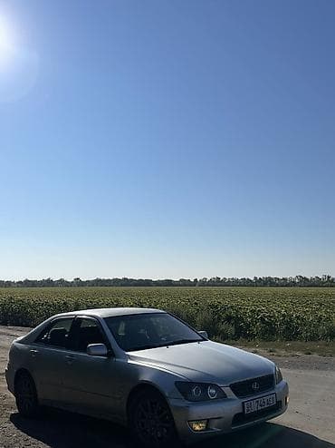 Lexus IS: 2002 г., 2 л, Механика, Бензин, Седан — 5