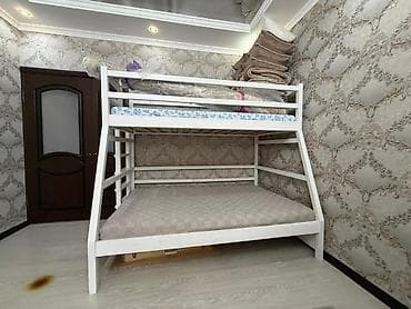 Срочно продаю в идеальном состоянии Кровать двухспальный+двухяросный