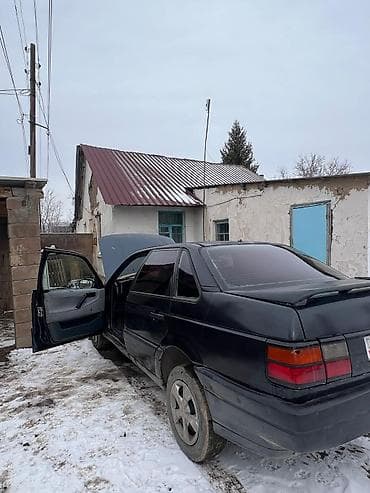 mitsubishi libero: Volkswagen Volksbus: 1990 г., 1.8 л, Механика, Бензин, Седан — 5