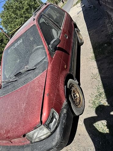 Mitsubishi Space Runner: 1993 г., Автомат, Бензин, Минивэн — 7