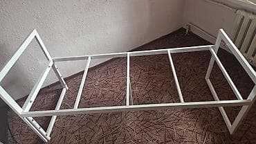 Кровати: Металлическая кровать на продажу Продаётся прочная металлическая — 3