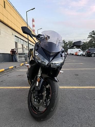 Спортбайк Kawasaki, 1000 куб. см, Бензин, Взрослый, Б/у — 2