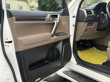 vin code: Lexus GX: 2020 г., 4.6 л, Автомат, Бензин, Внедорожник — 4