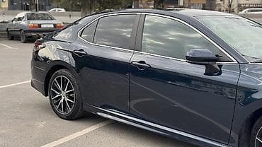 авто лексуз: Toyota Camry: 2021 г., 2.5 л, Автомат, Бензин, Седан — 3