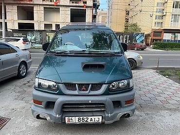 Mitsubishi Space Gear: 1998 г., 2.5 л, Автомат, Дизель, Вэн/Минивэн