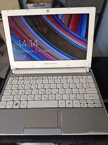 Ноутбуки и аксессуары: Нетбук Packard Bell (серия dot) - Экран 10.1" (примерно), матрица — 4