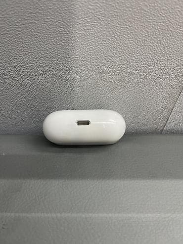 Кулакчындар: Зымсыз ичине салынуучу кулакчындар, Apple, Airpods 3, Колдонулган — 4