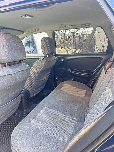 коврики на авто: Toyota Avensis: 2002 г., Бензин, Универсал — 5