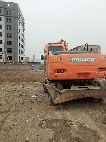 экскаватор на заказ: Экскаватор, Doosan, 2015 г., Колесный — 1