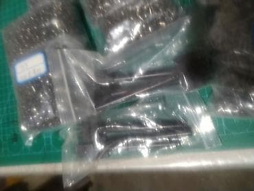 Швейная фурнитура для сумок и одежды Состав набора: - Молнии — 7