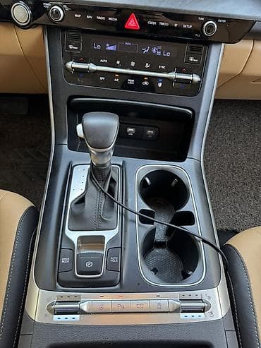 Kia Carnival: 2022 г., 2.2 л, Автомат, Дизель, Минивэн — 9