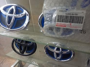 Решетка радиатора Toyota 2018 г., Новый, Оригинал — 2