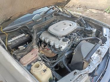 Mercedes-Benz W124: 1990 г., 3.2 л, Механика, Бензин, Седан — 4