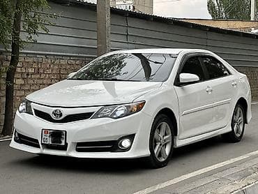 Toyota Camry: 2013 г., 2.5 л, Автомат, Бензин, Седан