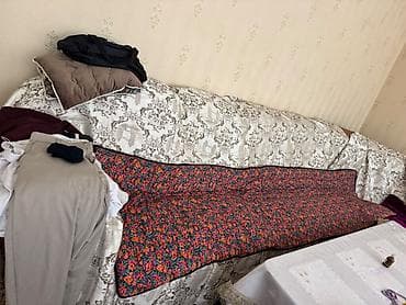 кухыный мебел бу: Угловой диван сатылат состояние жакшы стол менен — 5