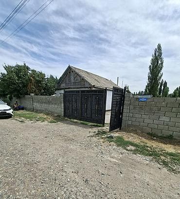 Кыймылсыз мүлк: Продается!!! Дом в селе Кайырма,по ул Школьная,обшей площадью S- — 1