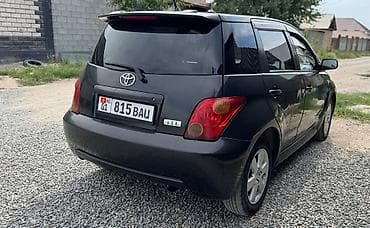 тайота в: Toyota Ist: 2003 г., 1.5 л, Автомат, Бензин, Хэтчбэк — 4
