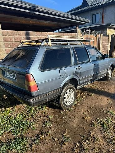 балон кышкы: Volkswagen Passat: 1987 г., 1.8 л, Кол менен иштөөчү, Бензин, Универсал — 1